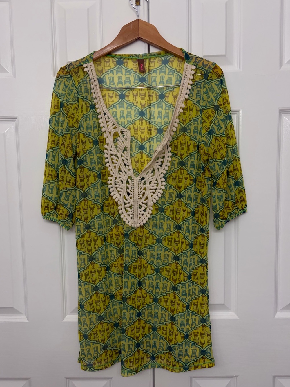 Maaji Tunic Swim Cover-Up•Green Yellow Chair Print• Resort wear•Tropical• M/L
